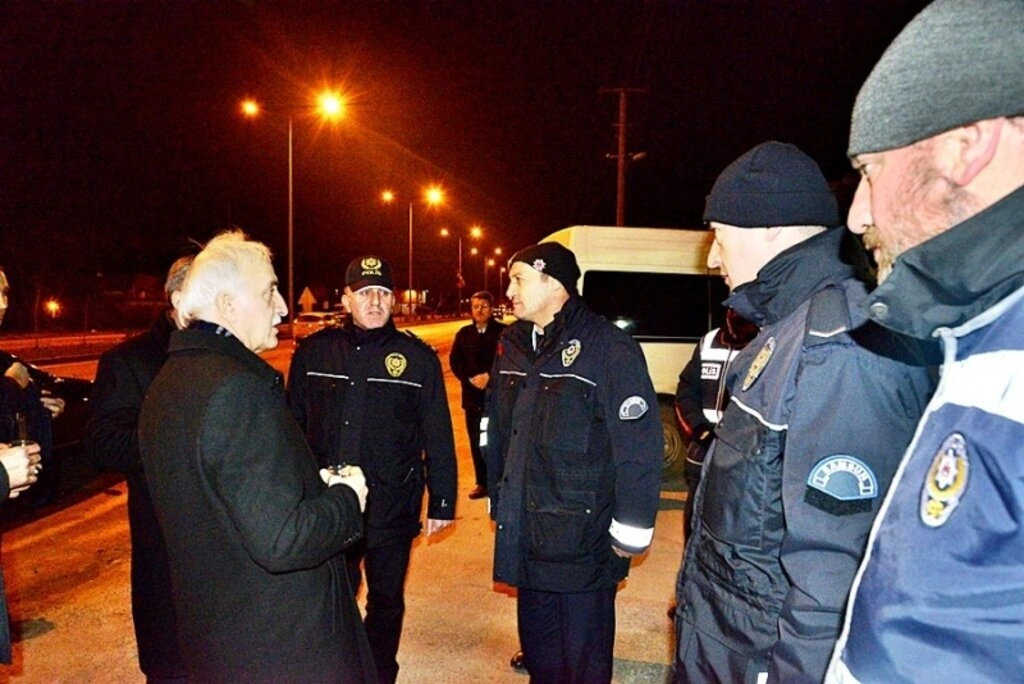 Vali Şahin'den Samsun'daki Polis Noktalarına ziyaret