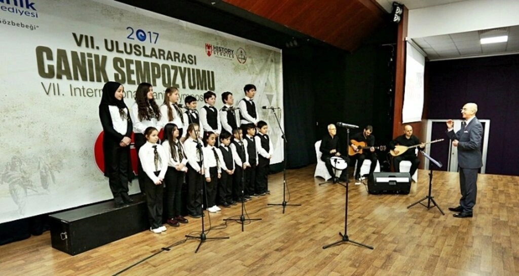 Canik'te 'göç' sempozyumu başladı