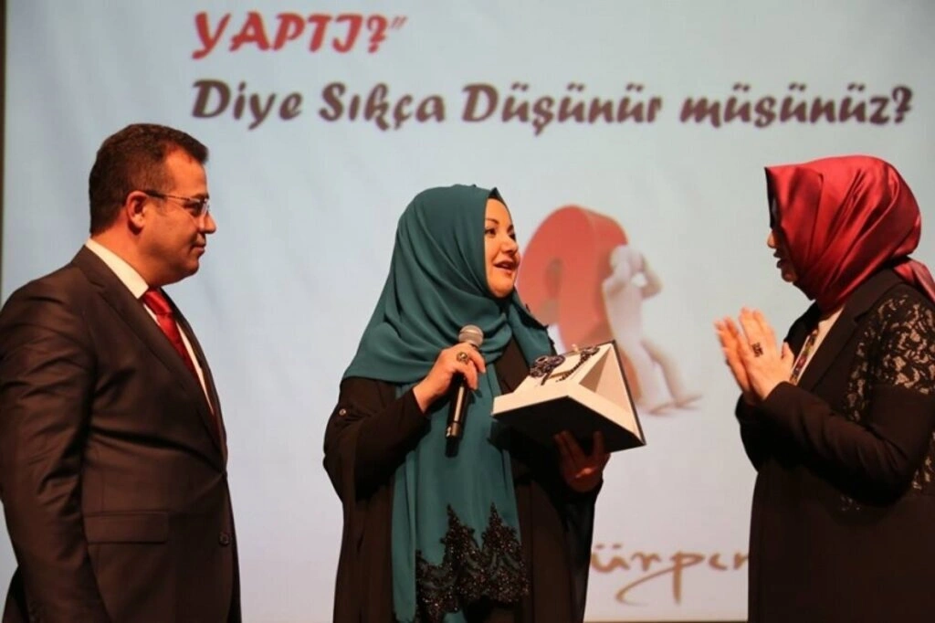 İkbal Gürpınar Atakum'da muhteşem bir akşam yaşattı