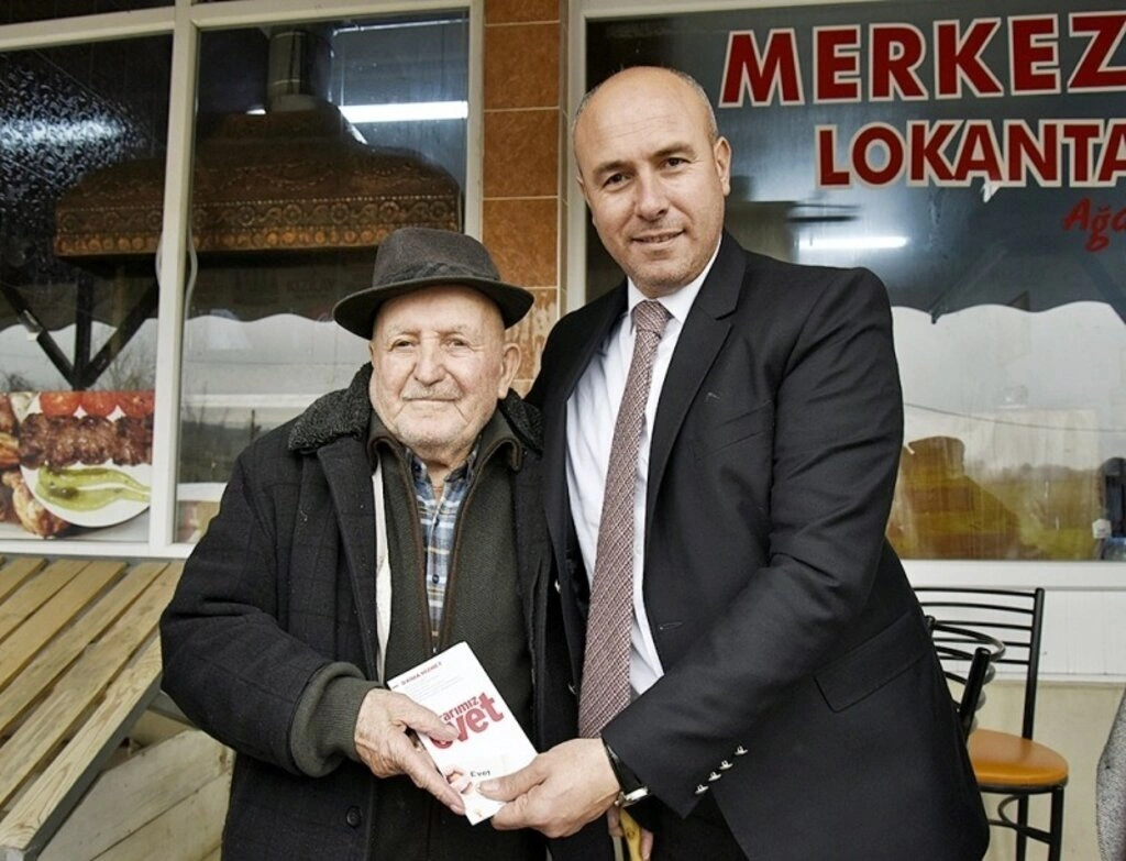 Başkan Hasan Togar EVET için dur durak bilmeden çalışıyor