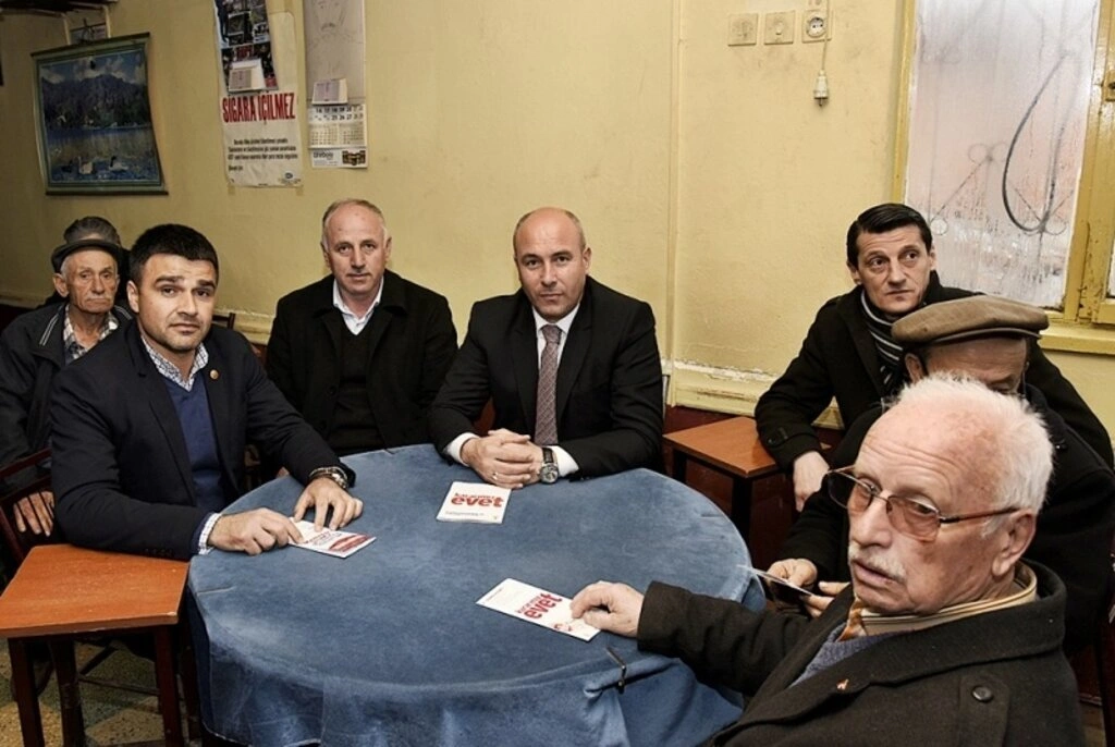 Başkan Hasan Togar EVET için dur durak bilmeden çalışıyor