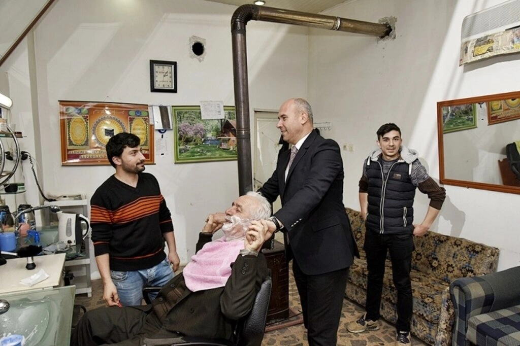 Başkan Hasan Togar EVET için dur durak bilmeden çalışıyor