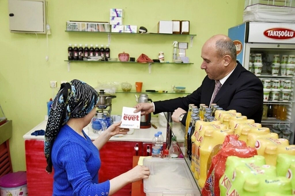 Başkan Hasan Togar EVET için dur durak bilmeden çalışıyor