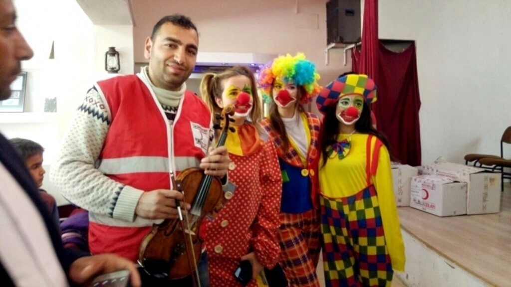 Canik Şubesi Türk Kızılayı'ndan Maarif Hareketi'ne destek