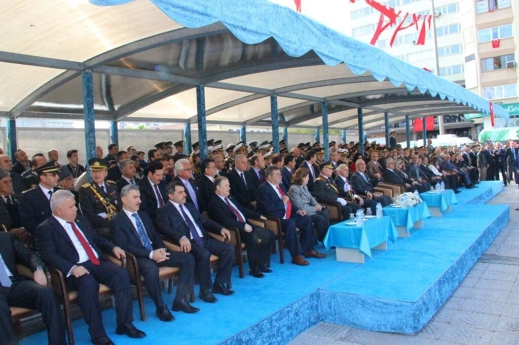 Samsun Cumhuriyet Meydanı'nda 29 Ekim Cumhuriyet Bayramı kutlama töreni fotoğrafları