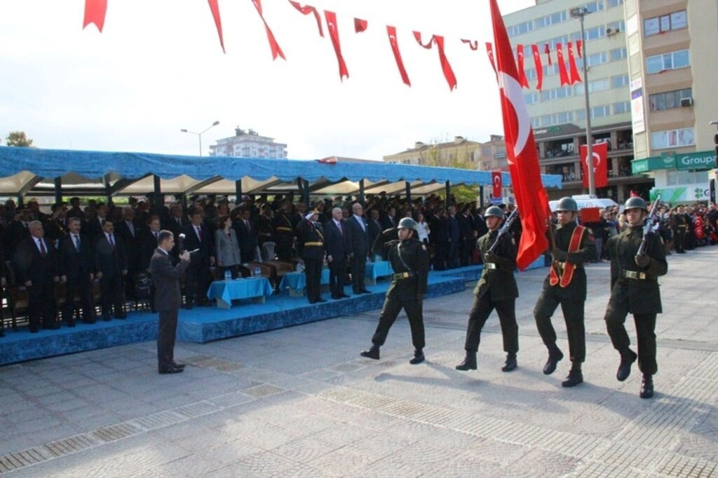 Samsun Cumhuriyet Meydanı'nda 29 Ekim Cumhuriyet Bayramı kutlama töreni fotoğrafları