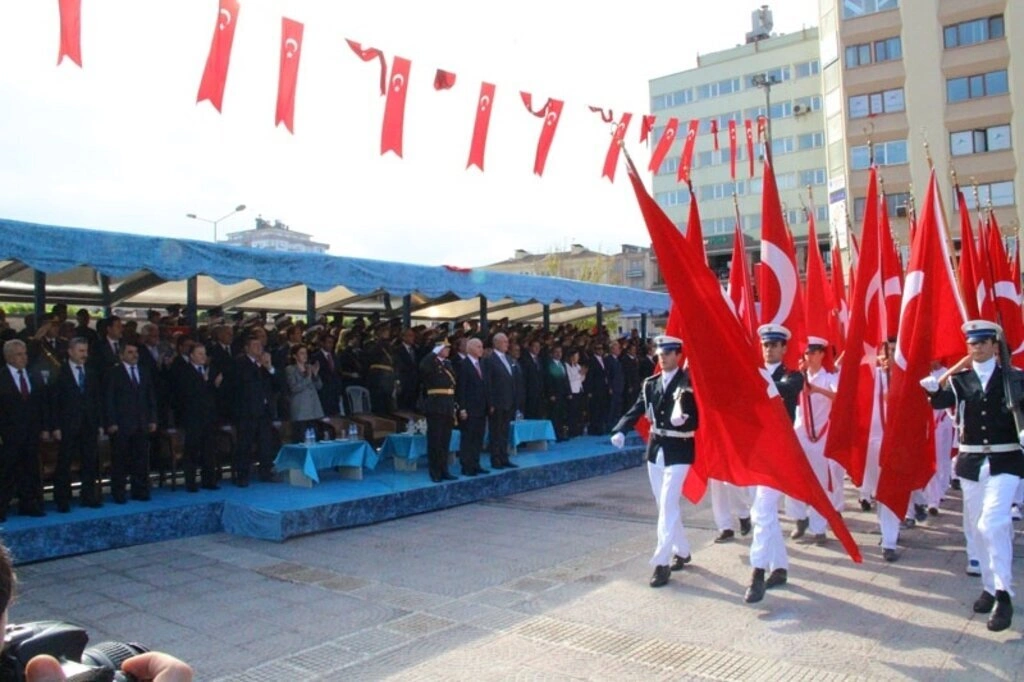 Samsun Cumhuriyet Meydanı'nda 29 Ekim Cumhuriyet Bayramı kutlama töreni fotoğrafları
