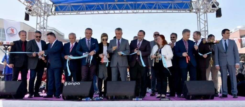 OMÜ’nün 12. Üniversite Tanıtım Günleri Şenlik Havasında Geçti