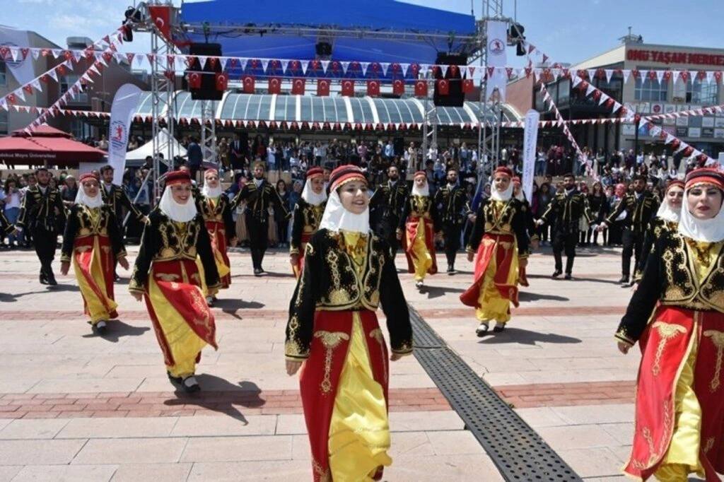 OMÜ’nün 12. Üniversite Tanıtım Günleri Şenlik Havasında Geçti