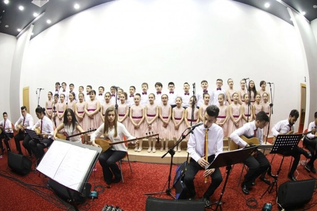 İlkadım THM Çocuk Korosu Büyüledi