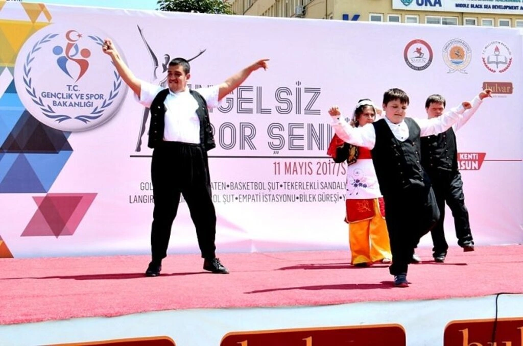 Engelsiz Spor Şenliği Samsun'da yapıldı