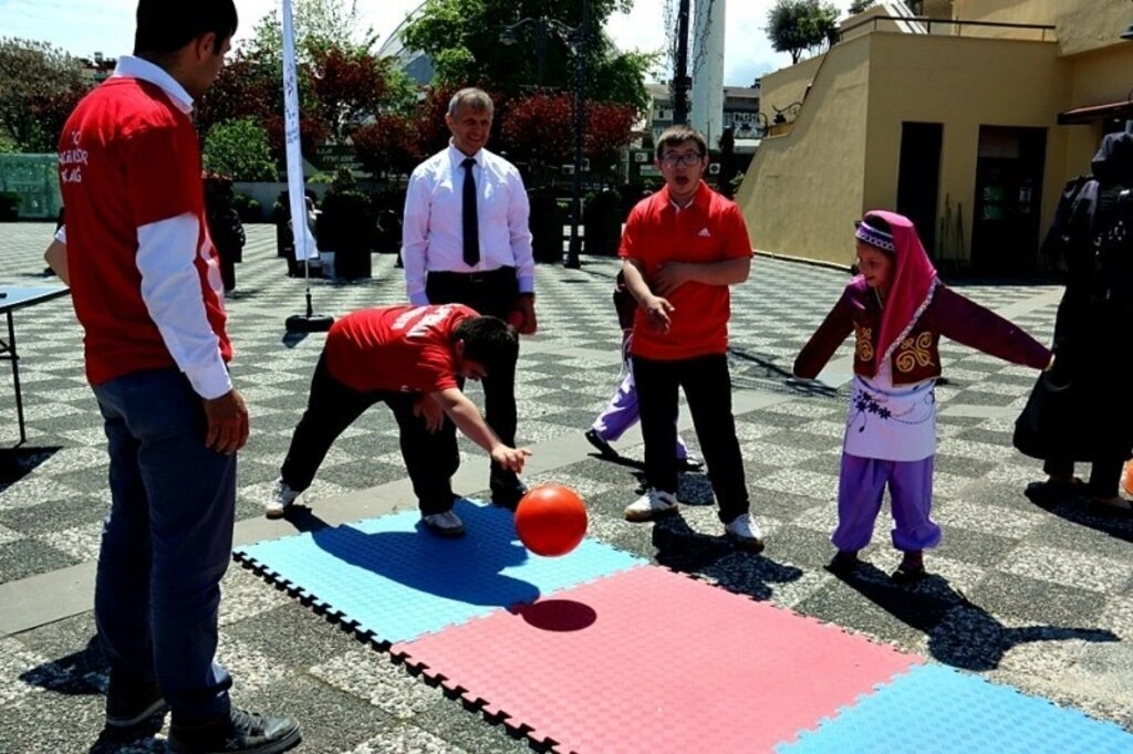 Engelsiz Spor Şenliği Samsun'da yapıldı