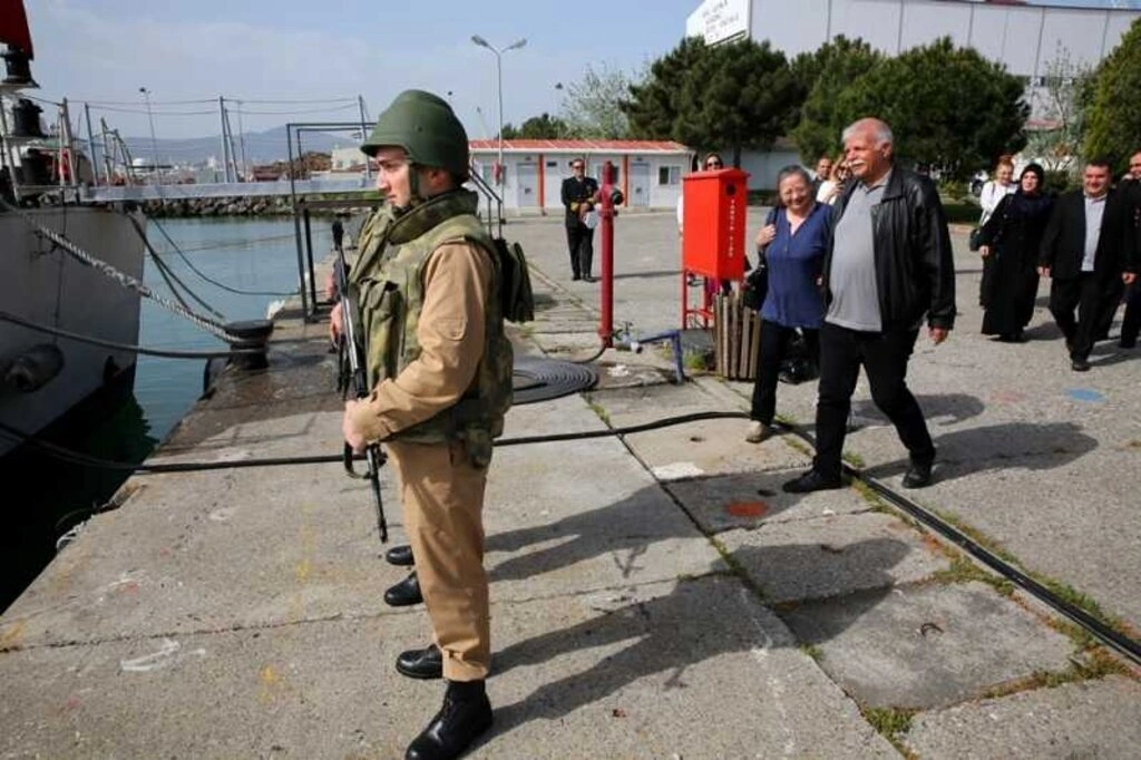 Mehmetçiğe Anneler Günü sürprizi