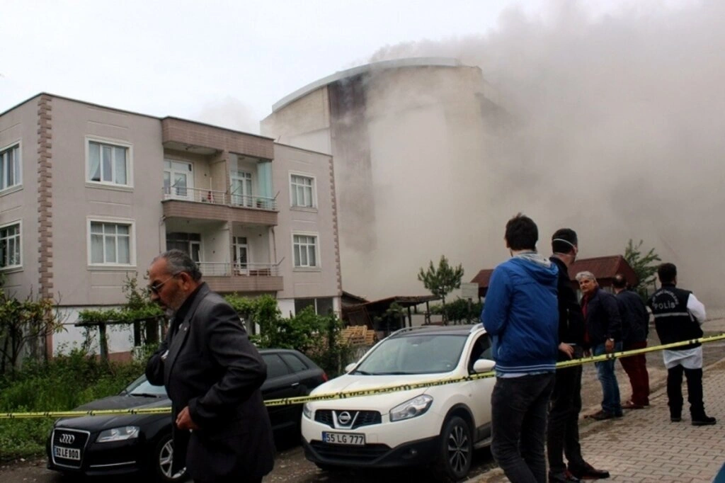 Ünye de otel yangını