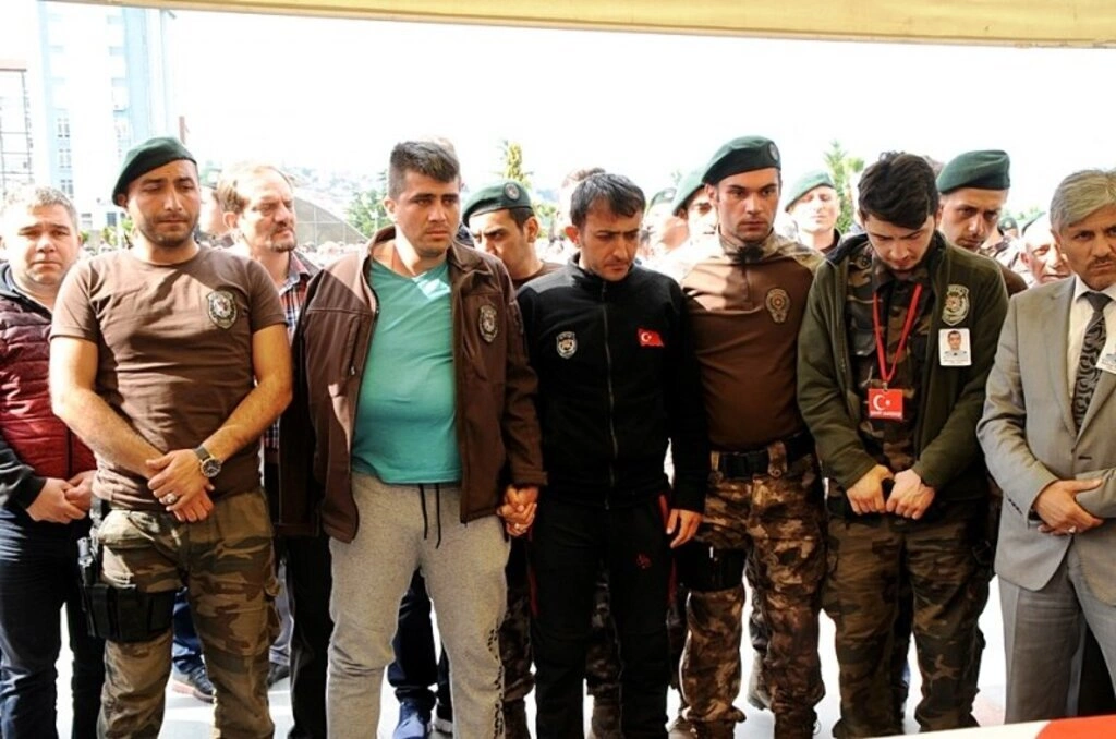 Şehit Mesut Yılmaz son yolculuğuna dualarla uğurlandı