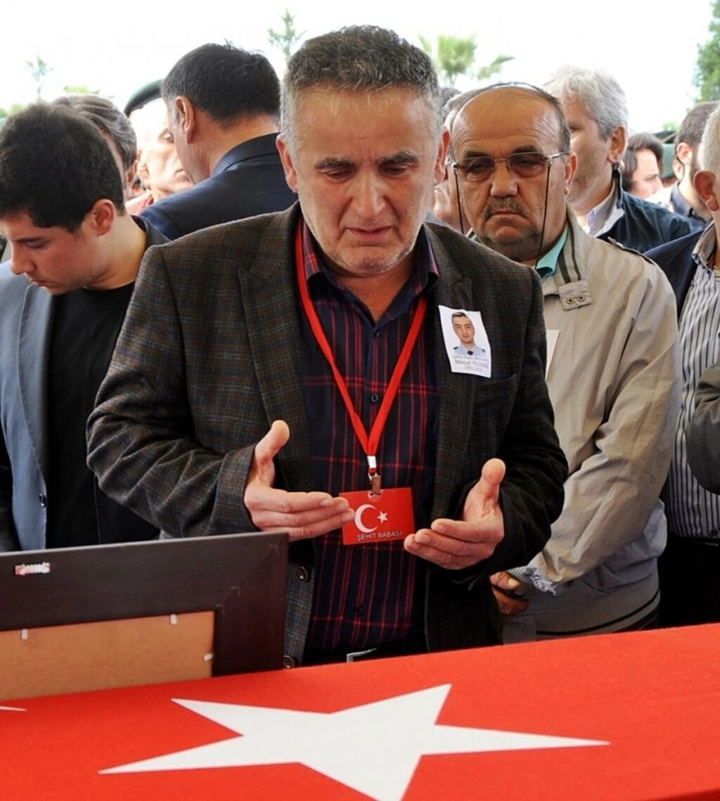 Şehit Mesut Yılmaz son yolculuğuna dualarla uğurlandı