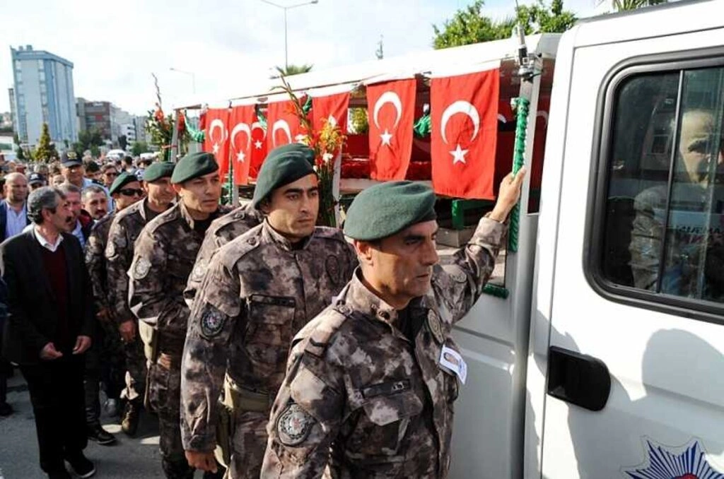 Şehit Mesut Yılmaz son yolculuğuna dualarla uğurlandı