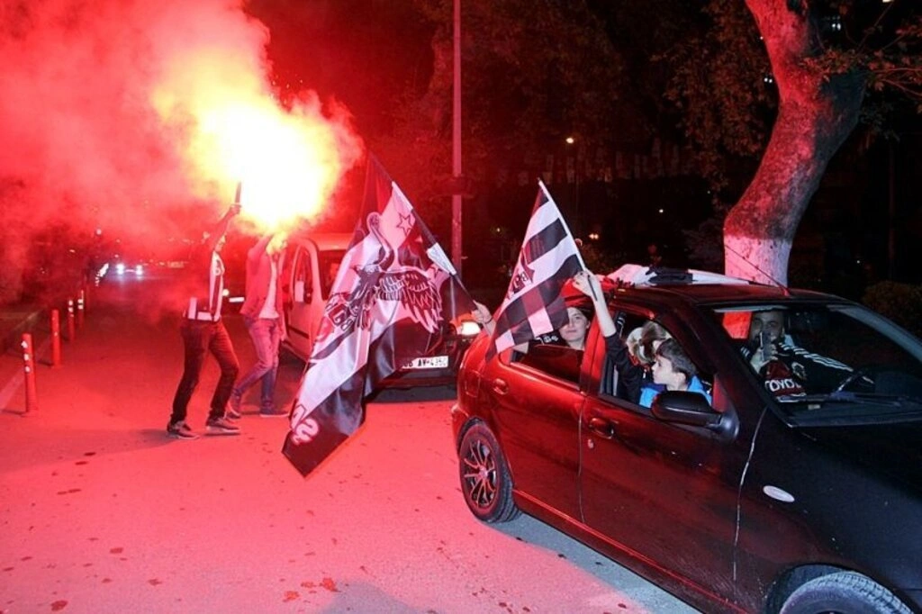 Beşiktaş'ın Şampiyonluğu Samsun'da da kutlandı