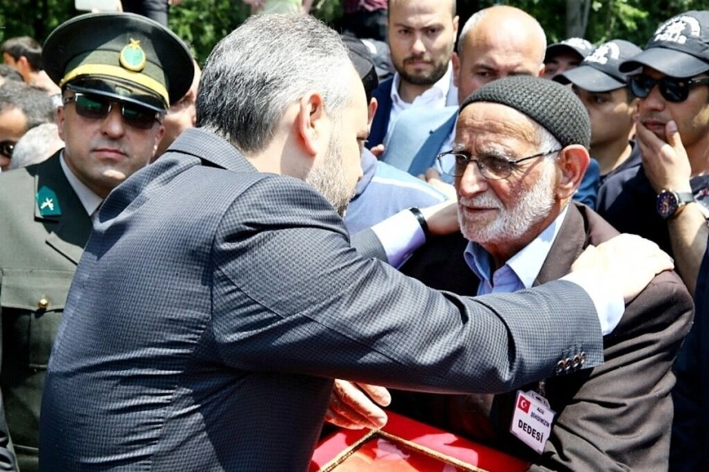 Samsun şehidini son yolculuğuna uğurladı