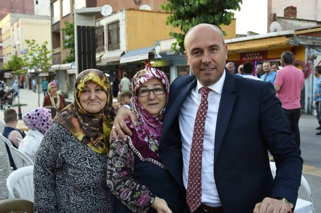 Tekkeköy de on binler aynı sofra da oruç açtı