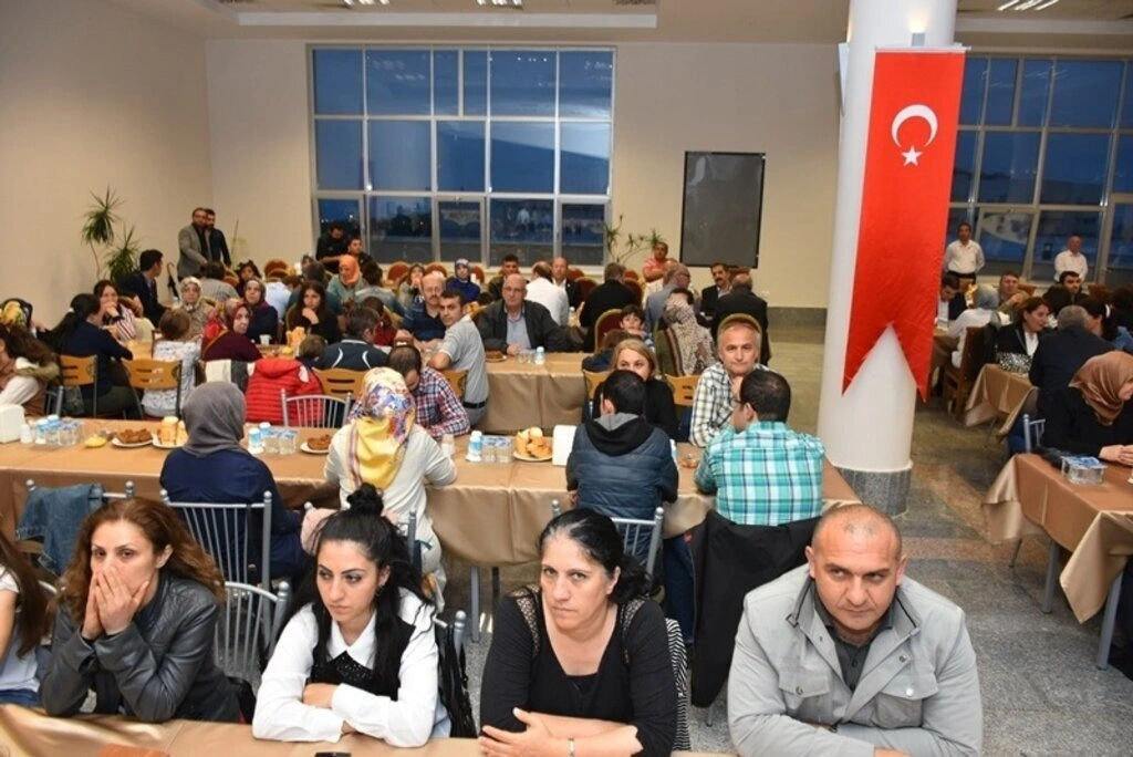 OMÜ Ailesi İftarda Bir Araya Geldi