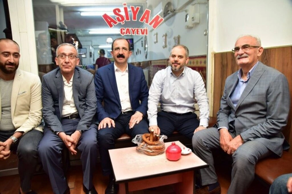 Başkan Yusuf Ziya Yılmaz'ın bayram mesaisi