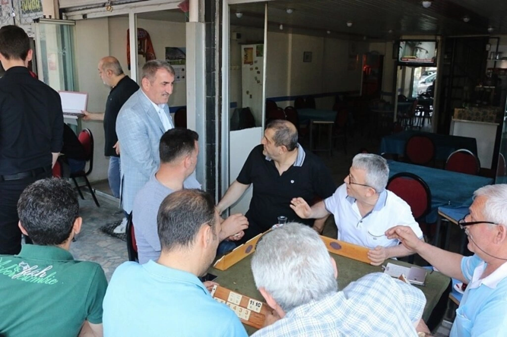 AK Parti Samsun Milletvekili Fuat Köktaş'tan bayramlaşma mesaisi