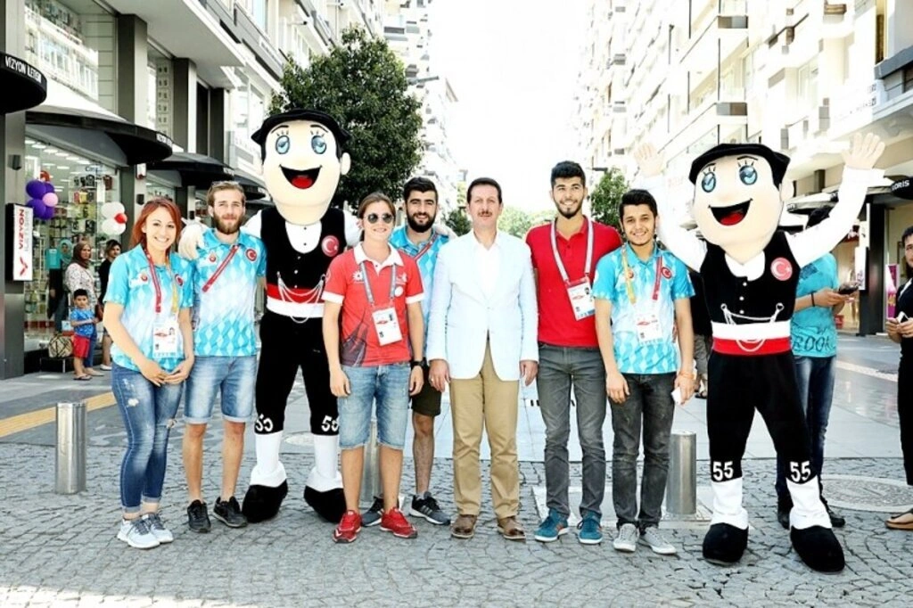 Başkan Yılmaz ve Tok'tan olimpiyatlara davet