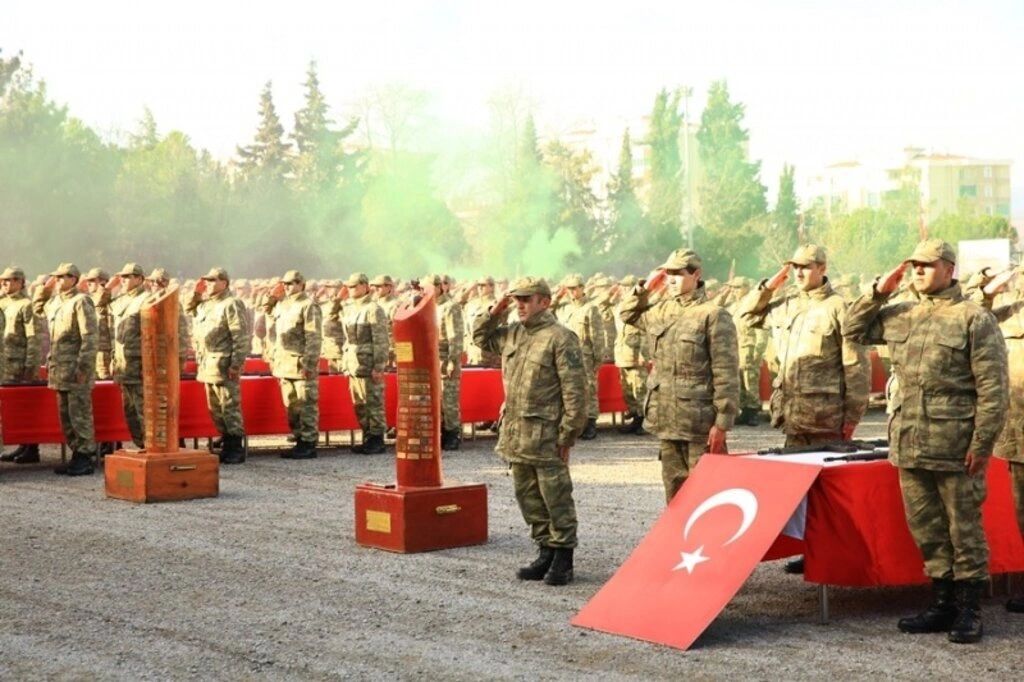 Acemi erler yemin etti