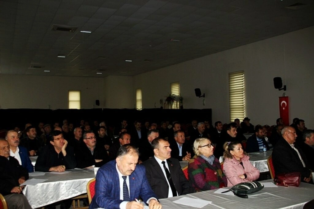 ALAÇAM BELEDİYE BAŞKANI HADİ UYAR MUHTARLAR İLE İSTİŞARE TOPLANTISINDA BİR ARAYA GELDİ