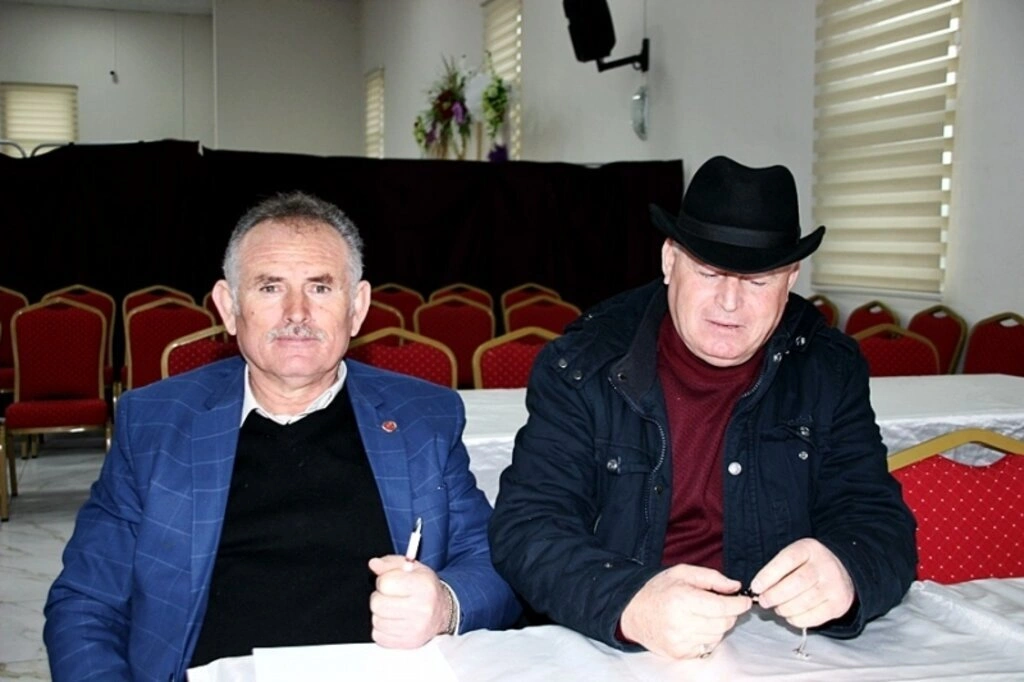 ALAÇAM BELEDİYE BAŞKANI HADİ UYAR MUHTARLAR İLE İSTİŞARE TOPLANTISINDA BİR ARAYA GELDİ