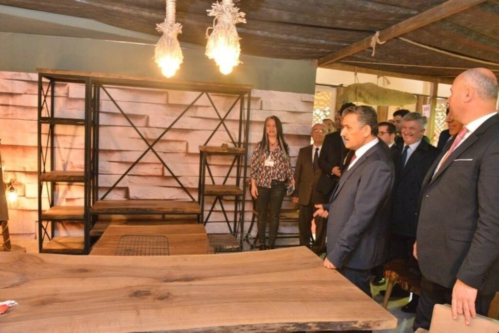GÖZ KAMAŞTIRAN TASARIMLAR TÜYAP SAMSUN 3. MOBİLYA VE DEKORASYON FUARI’NDA