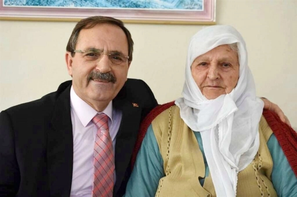 BAŞKAN ŞAHİN: KADINLAR GÜZEL BİR GELECEĞİN MİMARLARIDIR