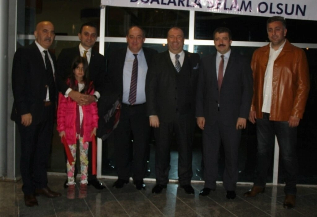 ARTVİN'İN KURTULUŞ YILDÖNÜMÜNDE SAMSUN'DAN AFRİN'E VE ŞEHİTLERE DUA