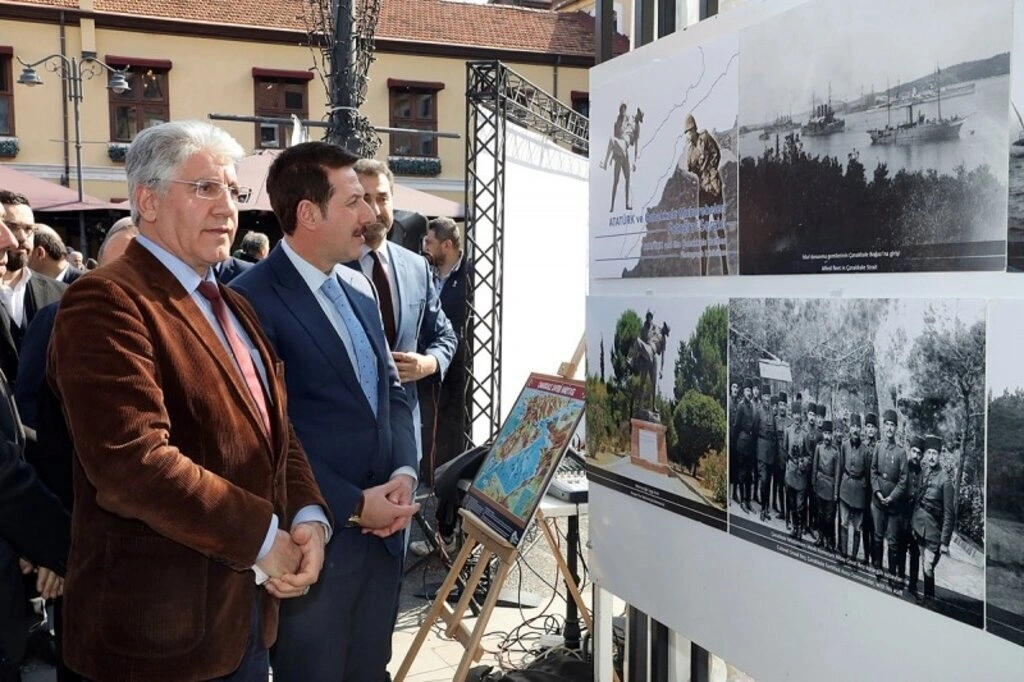 SAMSUNLULAR ÇANAKKALE VE KUT’ÜL AMARE FOTOĞRAF SERGİSİNDE BULUŞTU