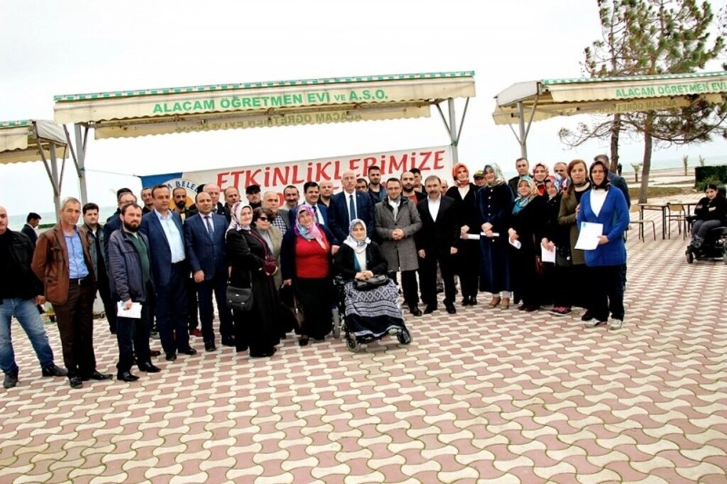 Alaçam'da Engelli ve Hükümlü Girişimcilere Belgeleri Verildi