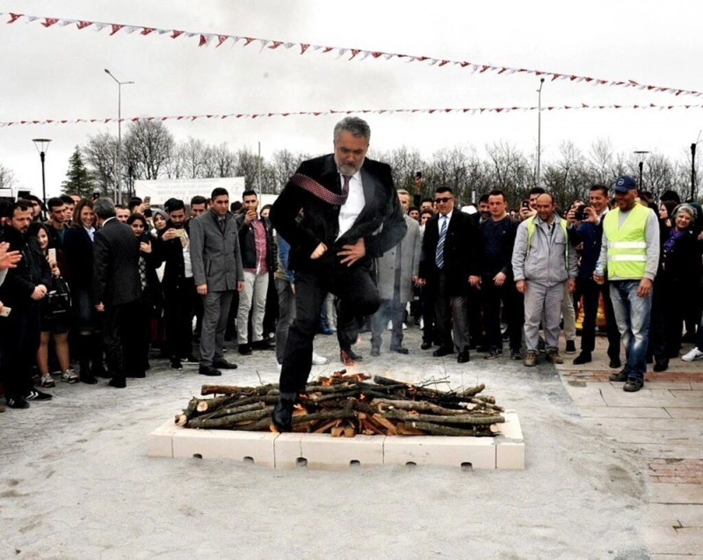 OMÜ Ailesi Nevruz Kutlamasında Coştu