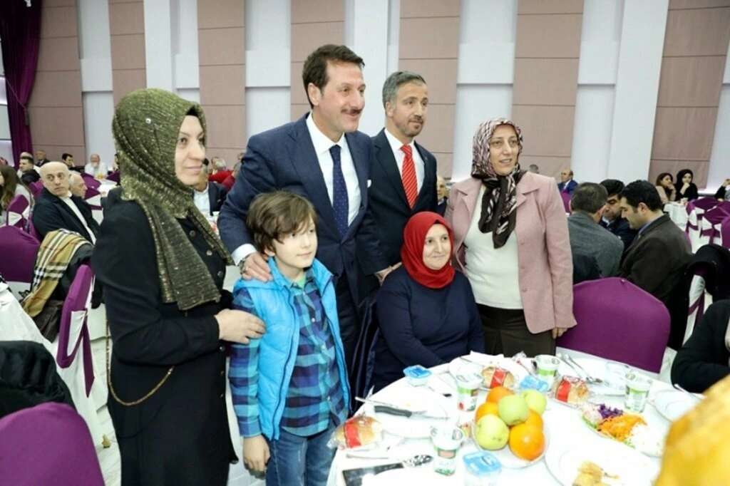 İLKADIM'DA YEREL YÖNETİMLER BULUŞMASI