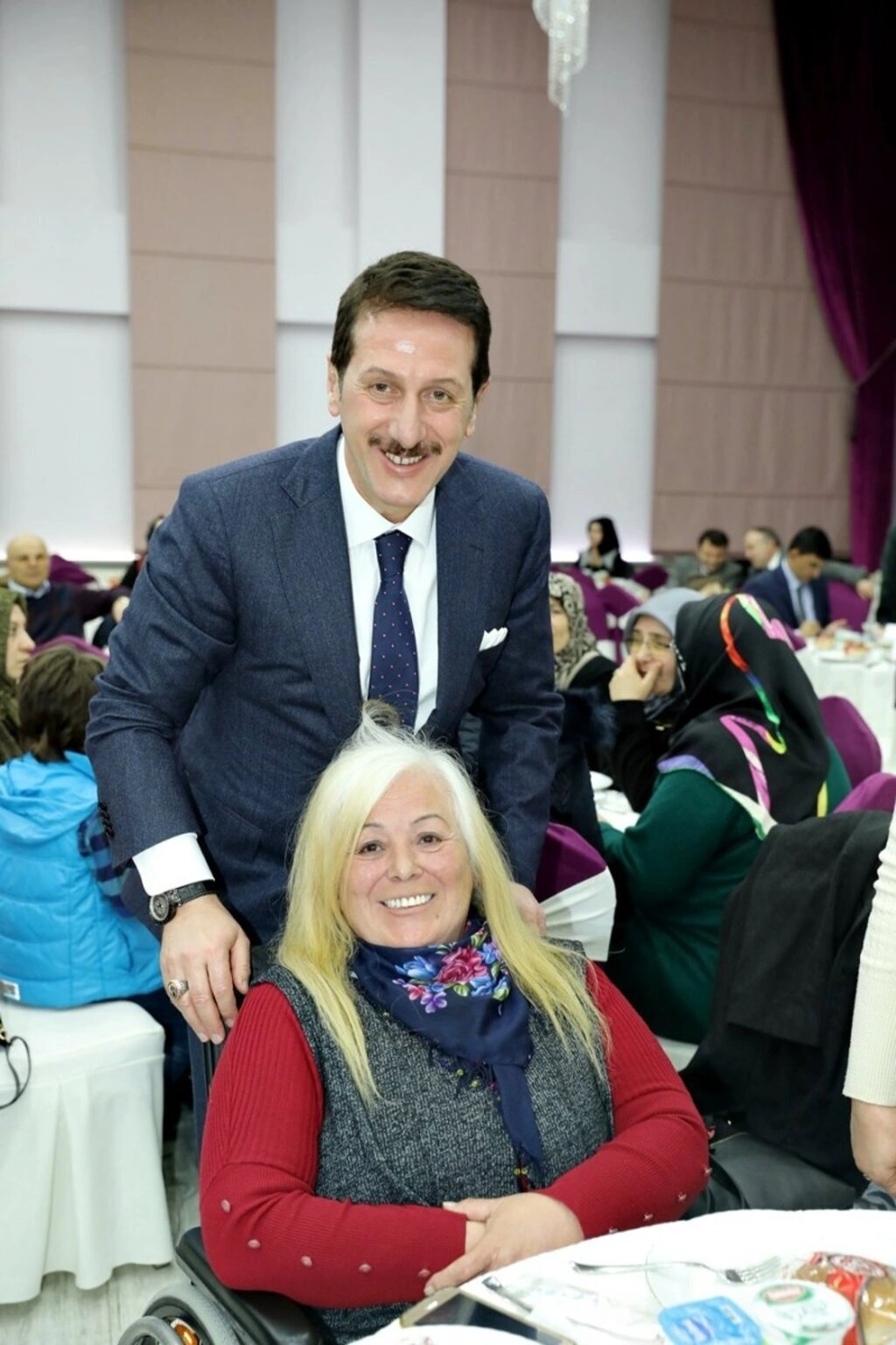 İLKADIM'DA YEREL YÖNETİMLER BULUŞMASI