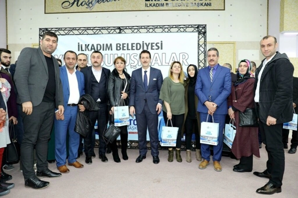 İLKADIM'DA YEREL YÖNETİMLER BULUŞMASI