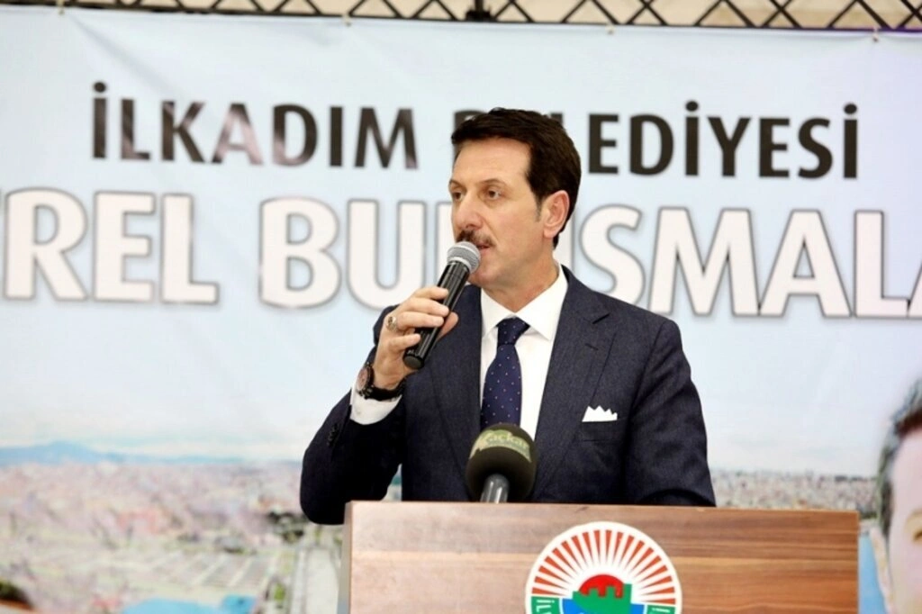 İLKADIM'DA YEREL YÖNETİMLER BULUŞMASI
