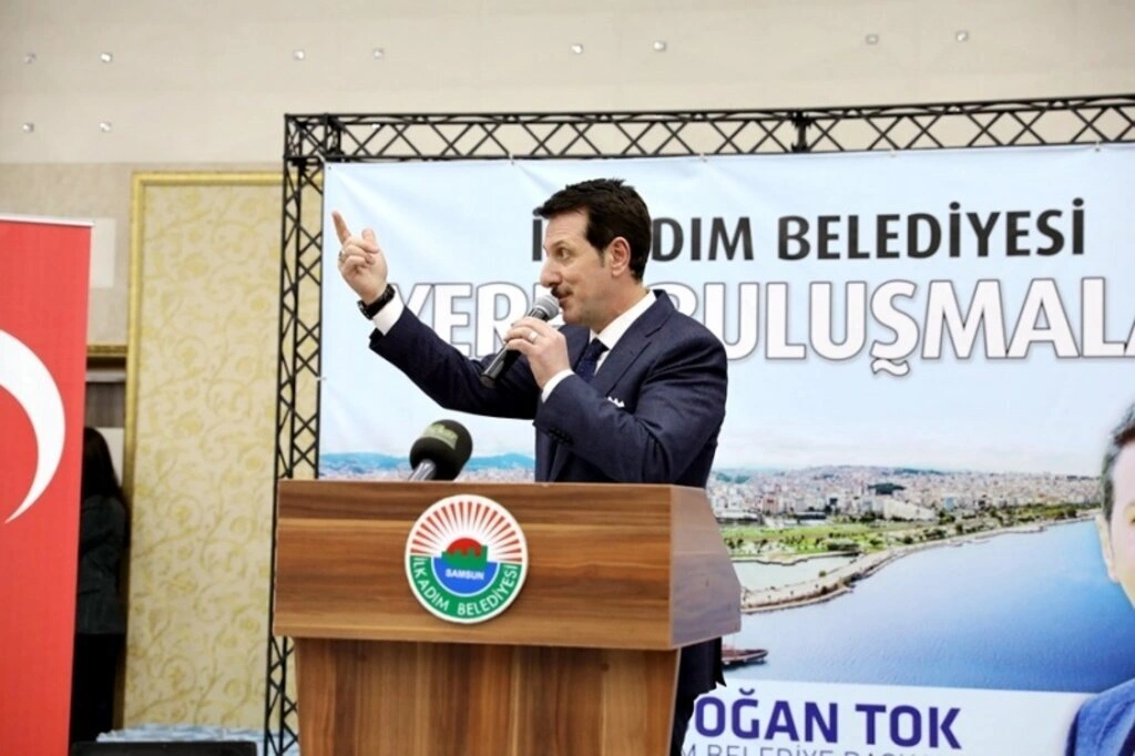 İLKADIM'DA YEREL YÖNETİMLER BULUŞMASI