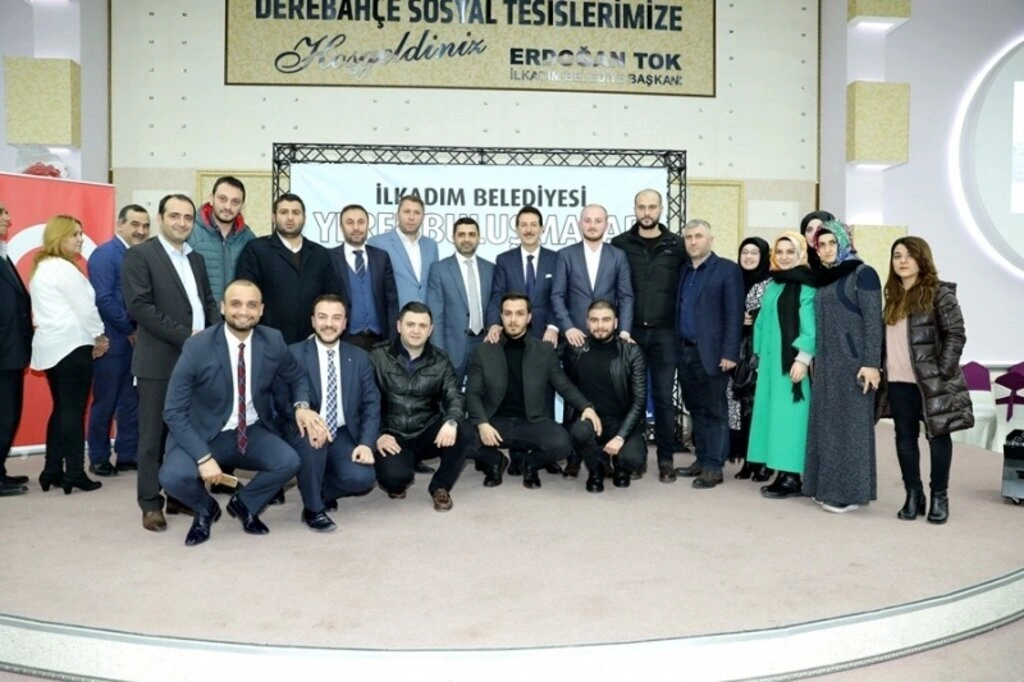 İLKADIM'DA YEREL YÖNETİMLER BULUŞMASI