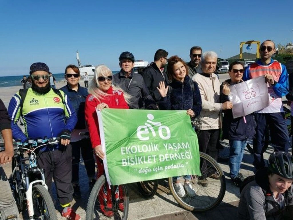 Ekolojik Yaşam Bisiklet Derneği'nden bisiklet turu
