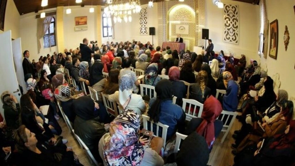 ÖMER TUĞRUL İNANÇER İLKADIMLILAR İLE BULUŞTU