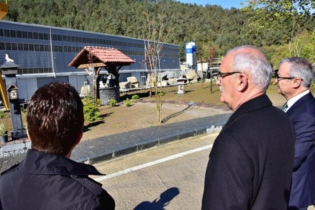 Samsun doğal Taşlarla nakış gibi işleniyor