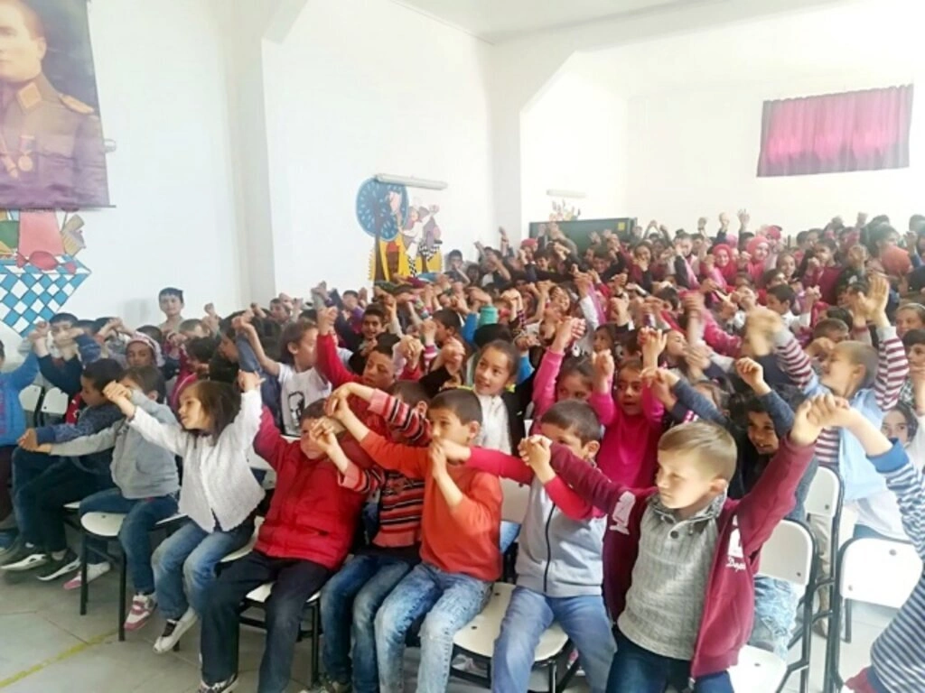 ALAÇAM BELEDİYESİ'NDEN 23 NİSAN ETKİNLİKLERİ