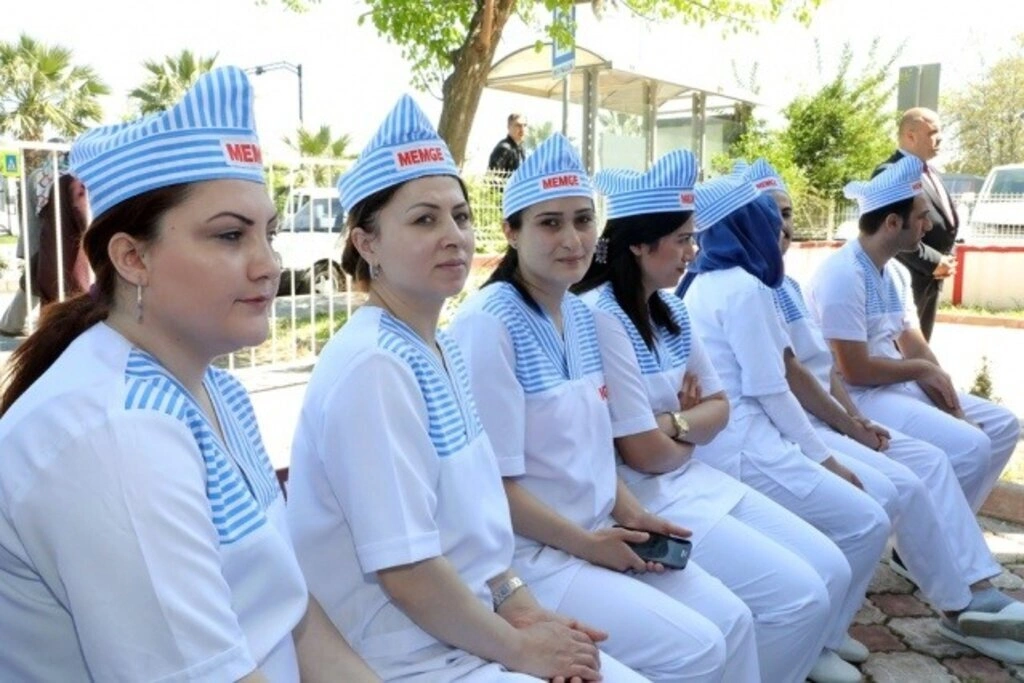 BAŞKAN TOK: GENÇLERE İSTİHDAM SAĞLAMAYA DEVAM EDECEĞİZ