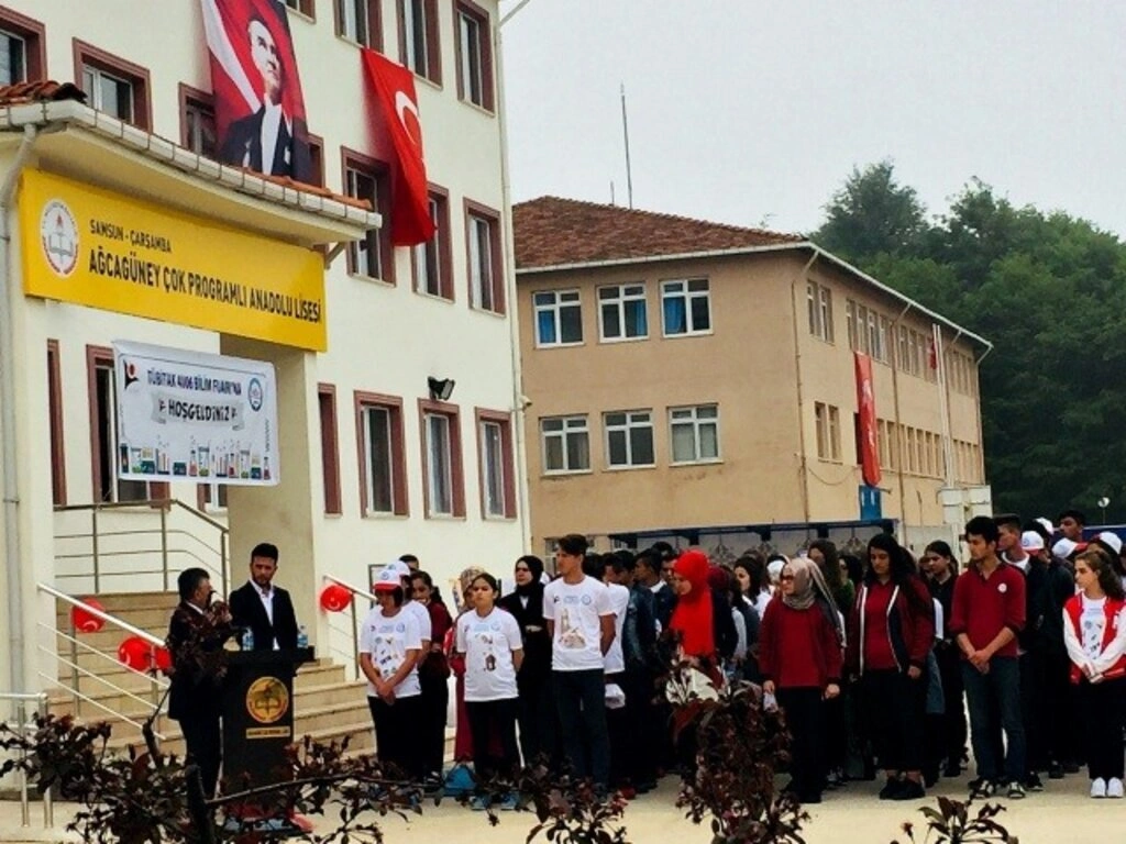 Ağcagüney Anadolu Lisesi'nde TÜBİTAK 4006 Bilim Fuarı