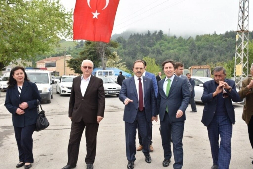 Yakakent'te Geleneksel 4. Hıdırellez Şenlikleri ve Karakucak Güreşleri